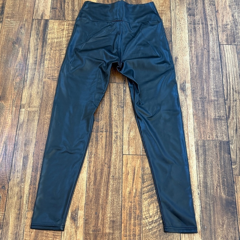 Faux leather leggings S New - Picture 5 of 6